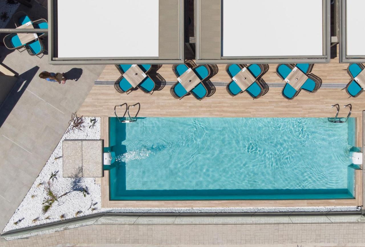 Mare Blue Suites Georgioupoli Bagian luar foto